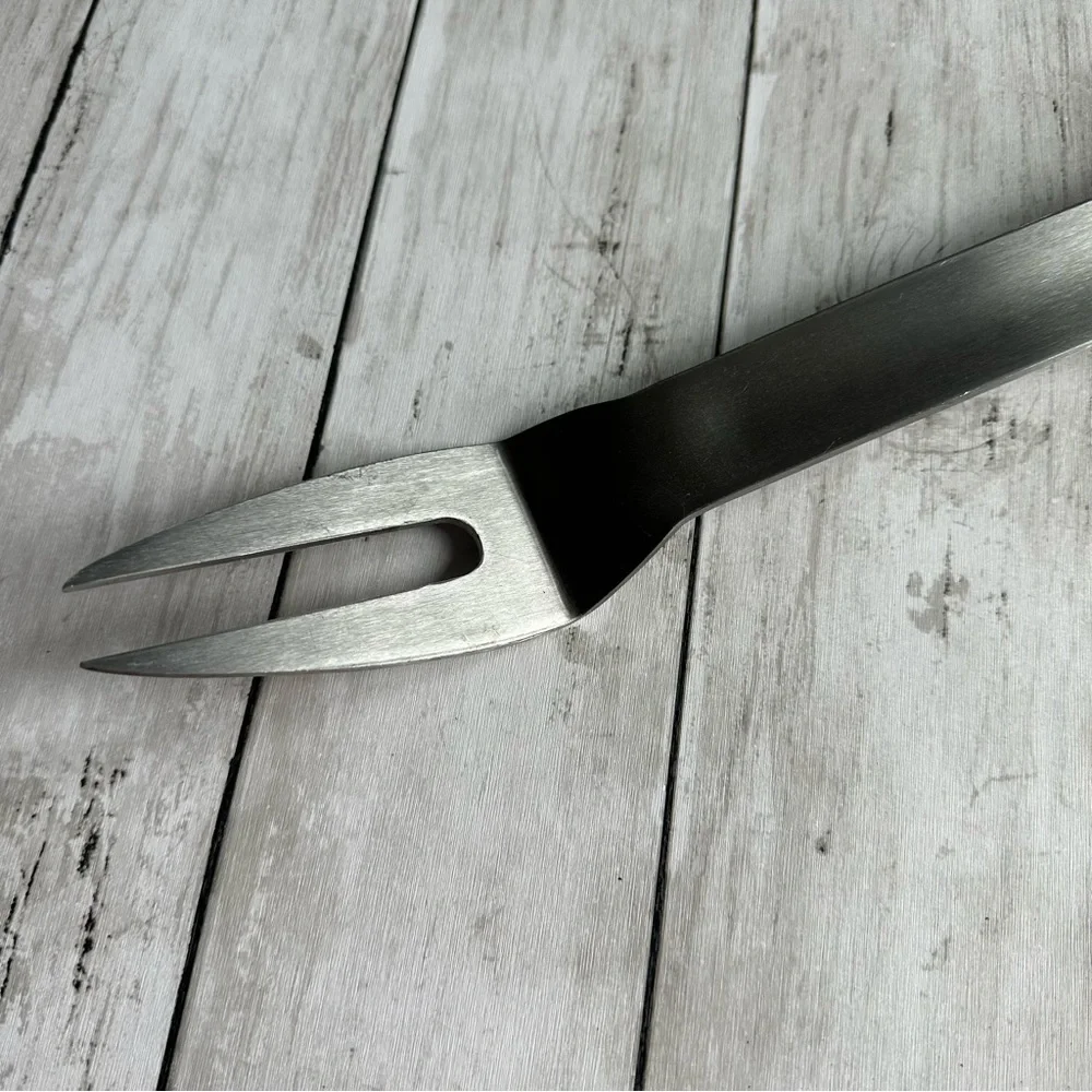 PREOWNED WILLIAMS SONOMA GRILLING FORK TOOL